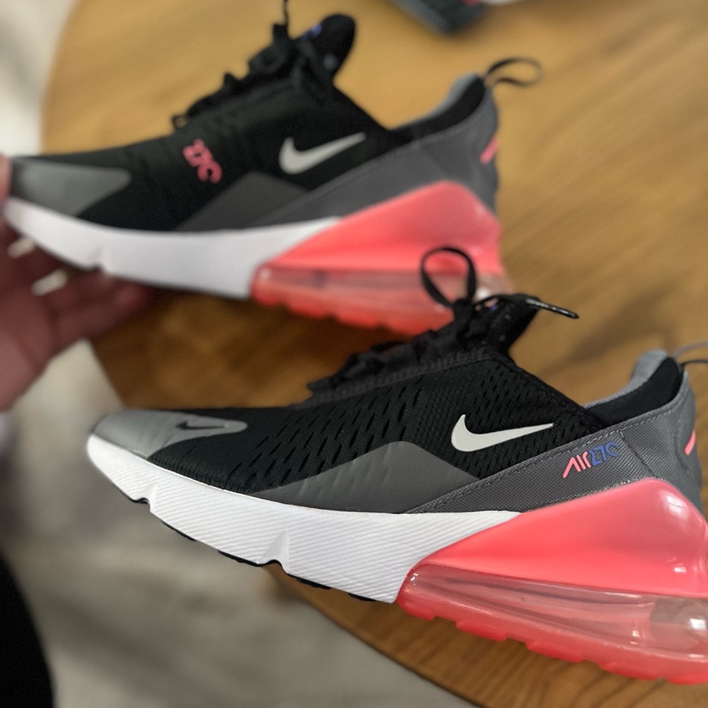 Nike Black and Pink Air Max 270 Sporty Sneakers